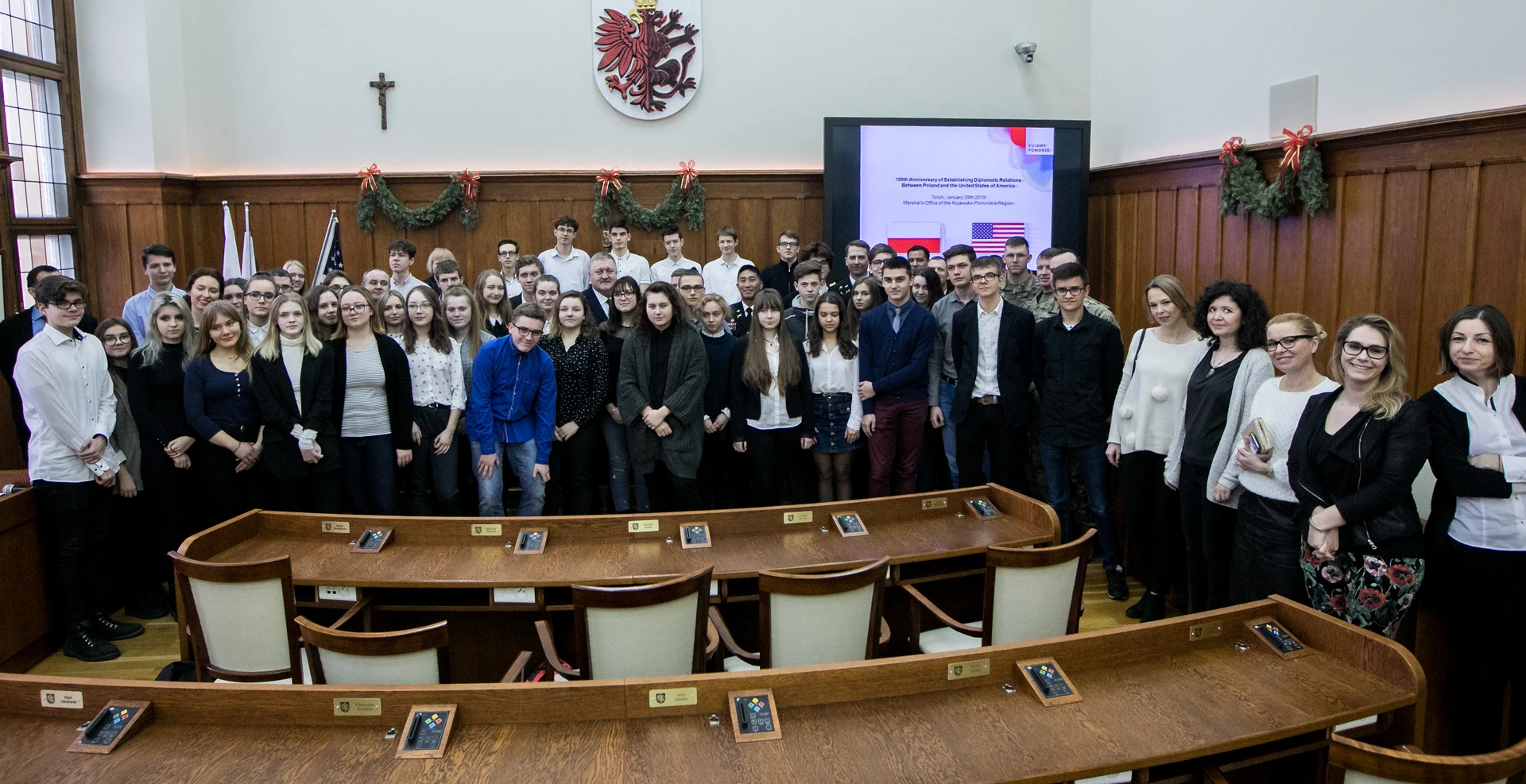 Spotkanie młodzieży z amerykańskimi żołnierzami
