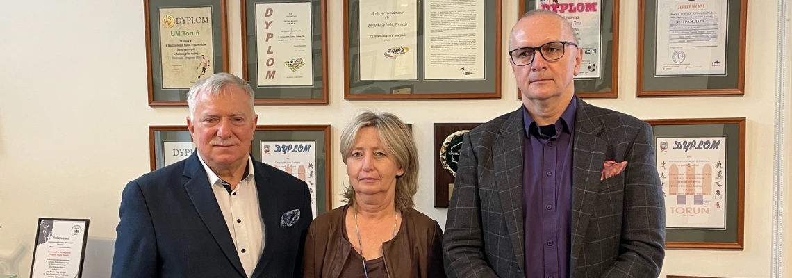 Z życzeniami zdrowia i sukcesów w dalszej pracy