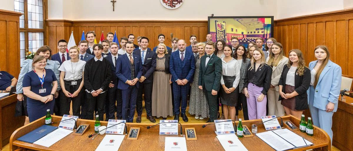 Nasza uczennica zaprzysiężona na radną Młodzieżowego Sejmiku!