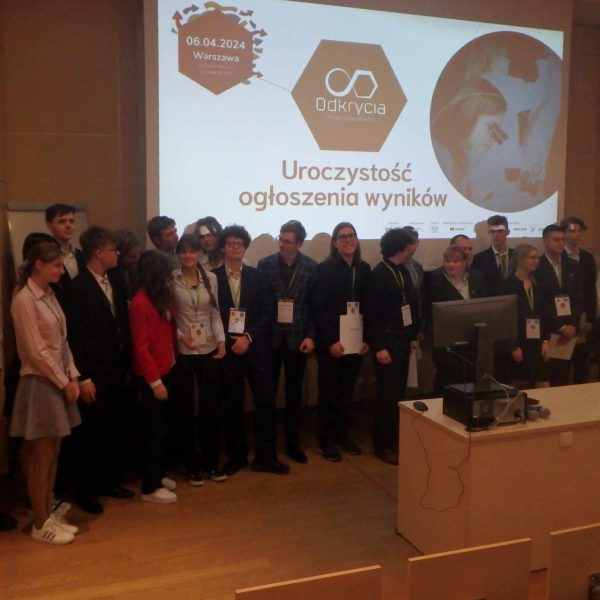 Jakub Zieliński laureatem finału Polskiej Edycji EUCYS Konkursu Unii Europejskiej dla Młodych Naukowców