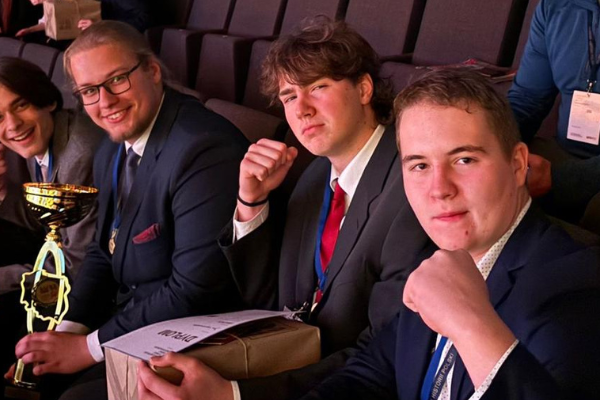 Sukces IV LO w Toruniu!