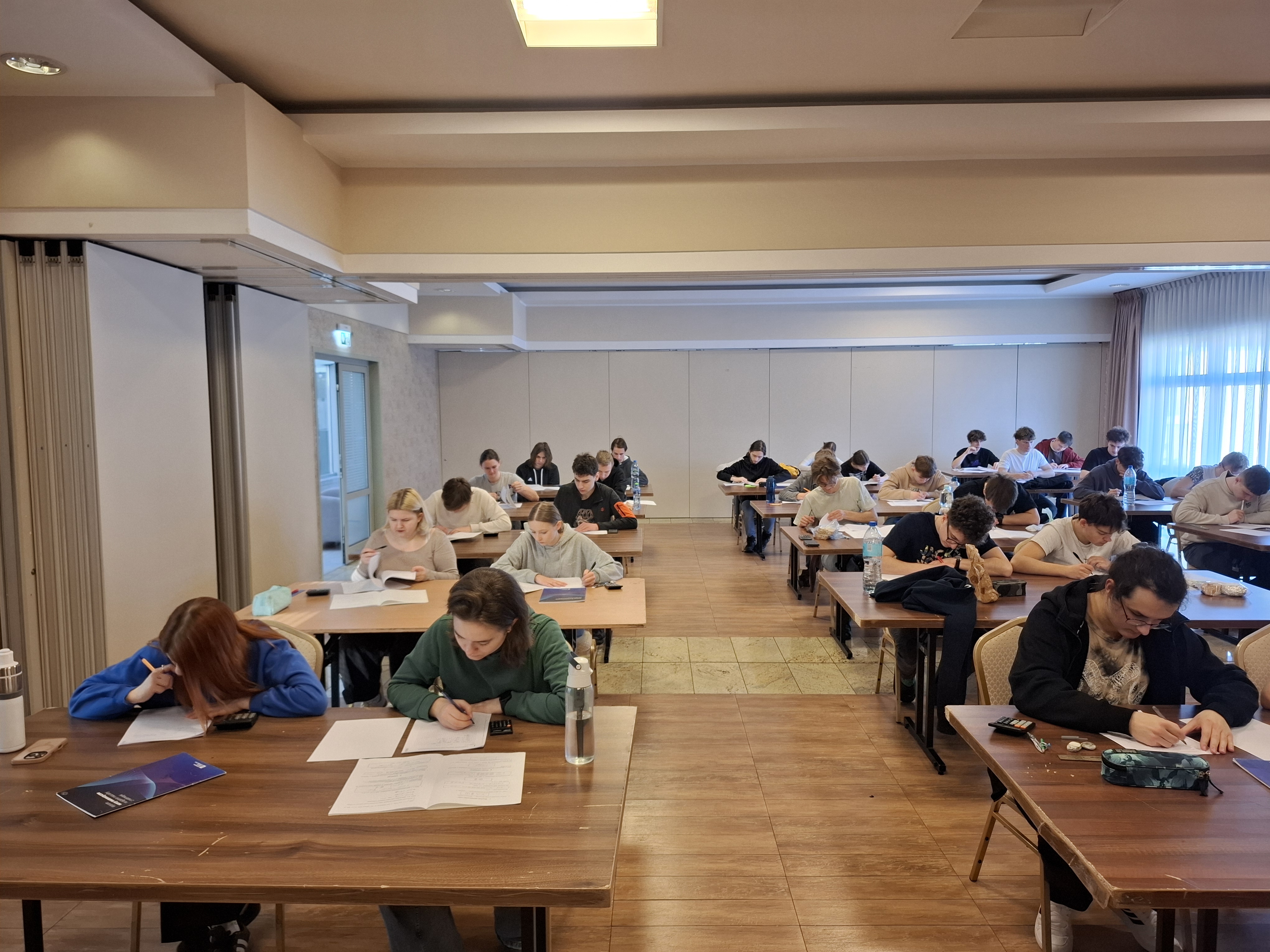 Obóz matematyczno-fizyczny maturalnej klasy uniwersyteckiej 4e
