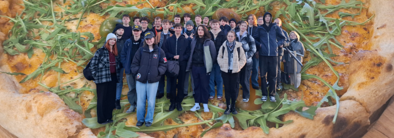 Obóz matematyczno-fizyczny maturalnej klasy uniwersyteckiej 4e